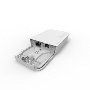 Медіаконвертер MikroTik RBFTC11 1xGE, 1xSFP, PoE-in 802.3af/at, IP54 (RBFTC11)