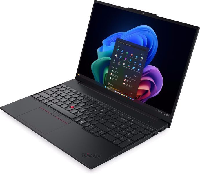 Ноутбук Lenovo ThinkPad E16 Gen 4 16" WUXGA Core 5 320 16/512 ГБ Windows 11 Pro (21YE0015RA)