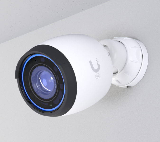 Камера видеонаблюдения Ubiquiti UniFi G5 Pro 4K 8 Мп 3x оптический зум PoE IP65 (UVC-G5-PRO)