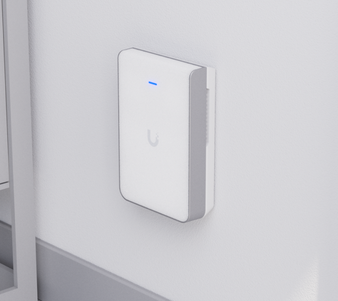 Точка доступу Ubiquiti UniFi U7 Pro Wall Wi-Fi 7 настінна 6 потоків, 2,5 GbE, PoE+ (U7-PRO-WALL)