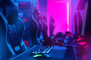 Развитие киберспорта и его влияние на игровую индустрию фото