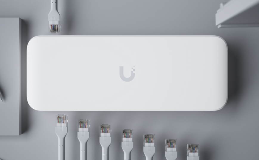Коммутатор Ubiquiti UniFi USW-Ultra-210W 8&times;GbE, 7&times;PoE+ 202 Вт, L2 (USW-ULTRA-210W-EU)