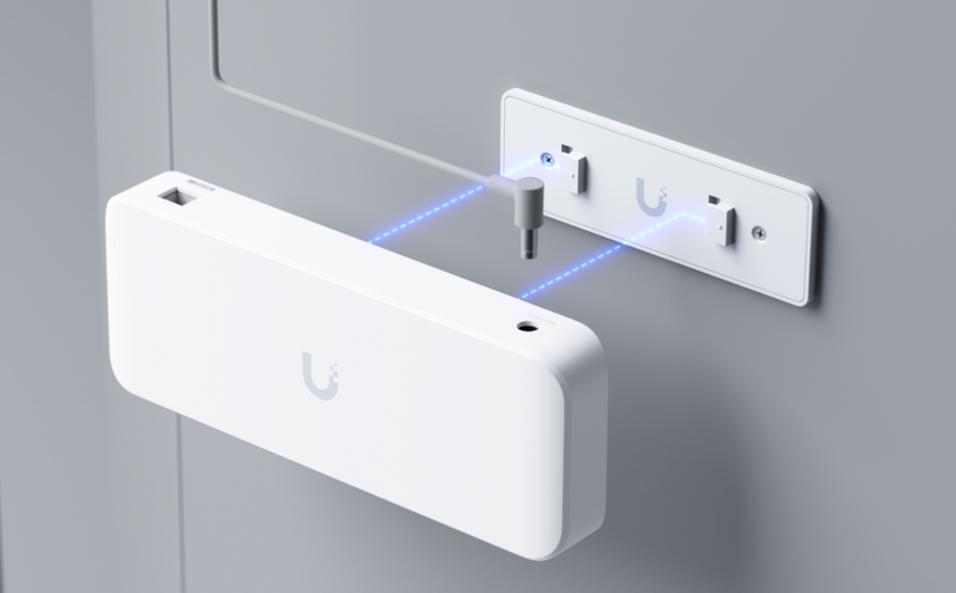 Коммутатор Ubiquiti UniFi USW-Ultra-210W 8&times;GbE, 7&times;PoE+ 202 Вт, L2 (USW-ULTRA-210W-EU)