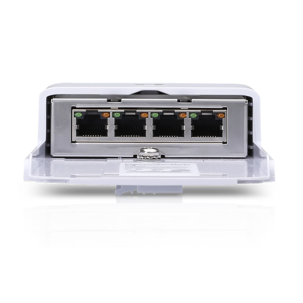 Вуличний комутатор Ubiquiti NanoSwitch 4&times;GbE, 3 порти passive PoE 24 В, до 4 Гбіт/с (N-SW)
